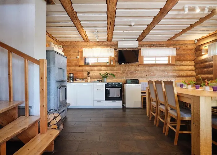 Nyaraló Sadama Joemaja Oiu