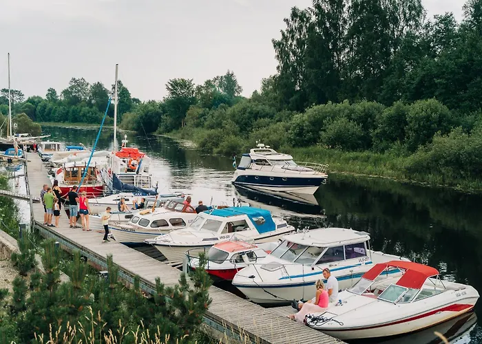 Nyaraló Sadama Joemaja Oiu